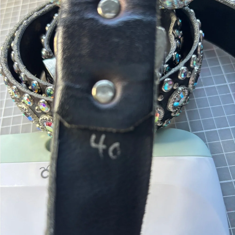 KIPPYS Men’s Austrian Crystal Embellished Black Belt with Silver Tone Accents - Picture 5 of 5